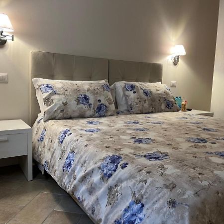 Affittacamere Garibaldi Norcia Bagian luar foto
