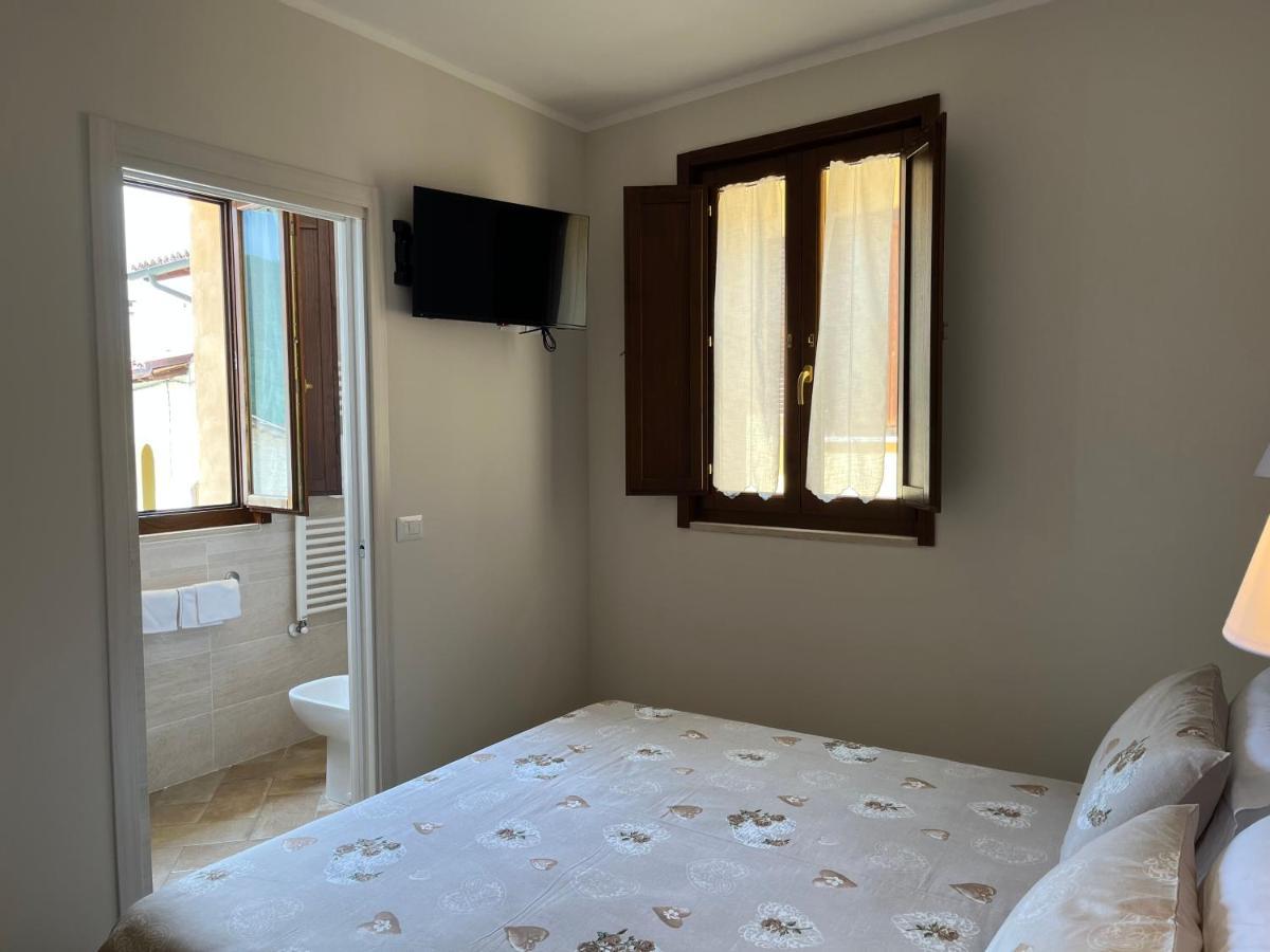 Affittacamere Garibaldi Norcia Bagian luar foto