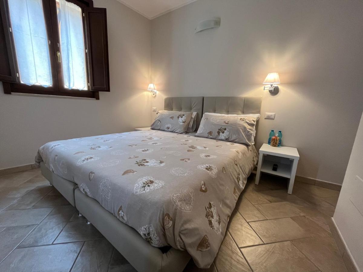 Affittacamere Garibaldi Norcia Bagian luar foto